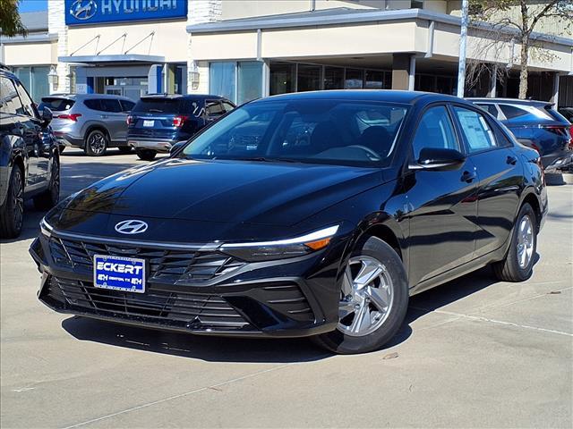 new 2025 Hyundai Elantra car, priced at $23,118
