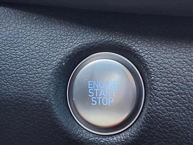 used 2022 Hyundai Santa Fe car, priced at $18,395