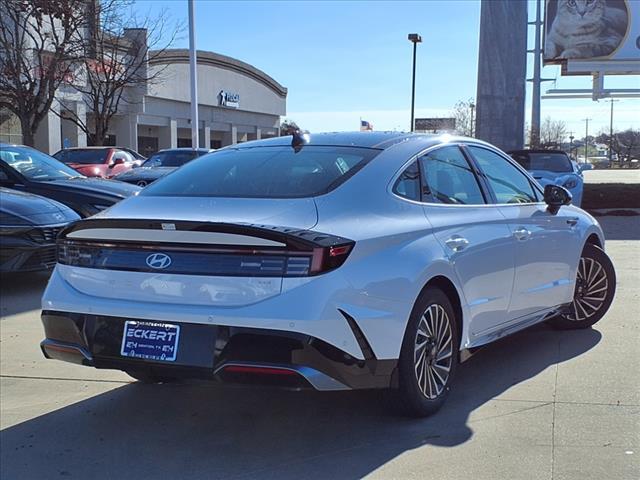 new 2025 Hyundai Sonata Hybrid car, priced at $39,793