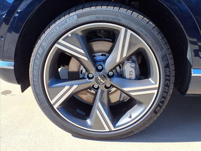 new 2025 Genesis GV80 car, priced at $83,030