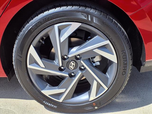 used 2025 Hyundai Elantra car, priced at $25,565