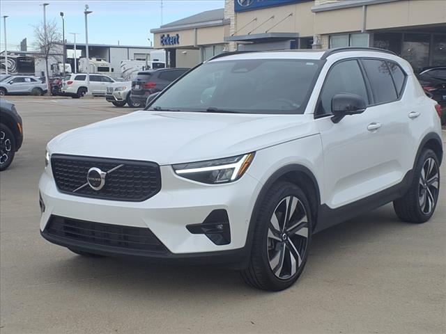 used 2023 Volvo XC40 car, priced at $33,500