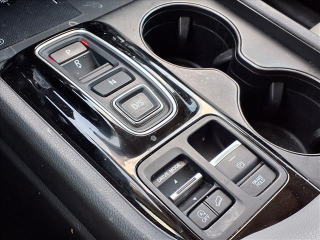 used 2024 Honda Pilot car, priced at $37,499