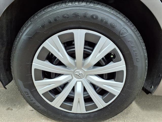used 2021 Toyota Camry Hybrid car, priced at $24,900