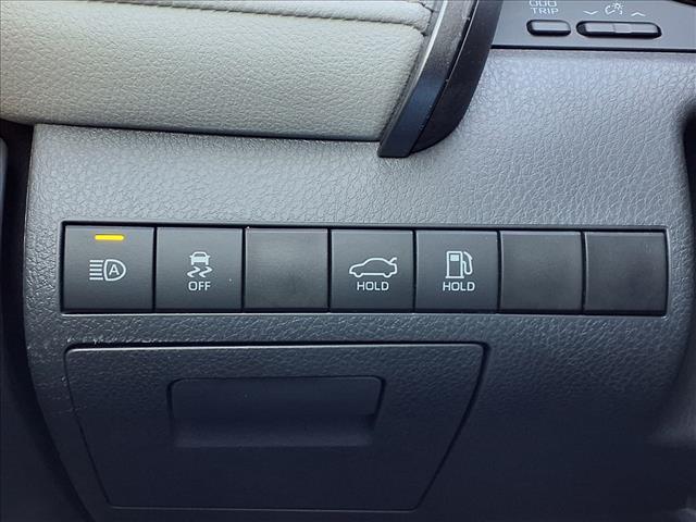 used 2020 Toyota Camry Hybrid car, priced at $21,750