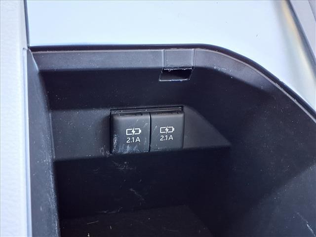 used 2020 Toyota Camry Hybrid car, priced at $21,750