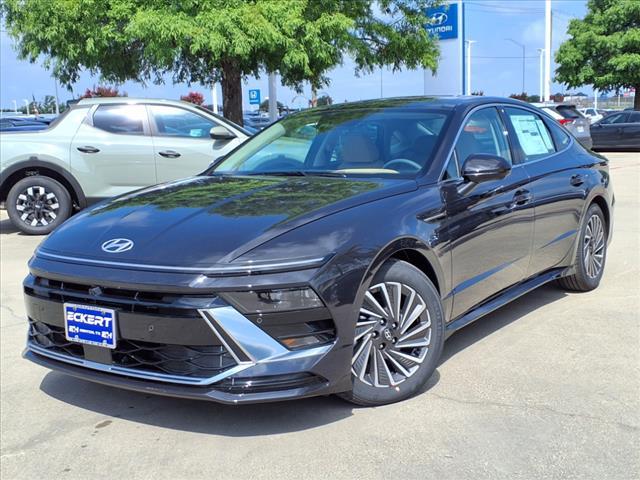 new 2025 Hyundai Sonata Hybrid car, priced at $39,525