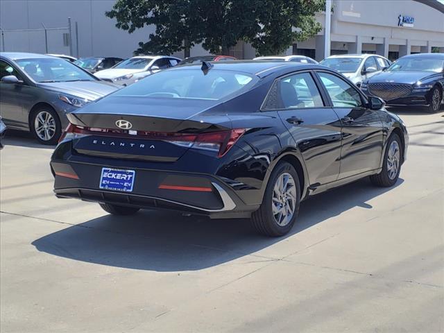 new 2024 Hyundai Elantra car, priced at $25,290