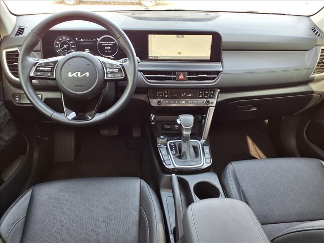 used 2025 Kia Seltos car, priced at $24,980