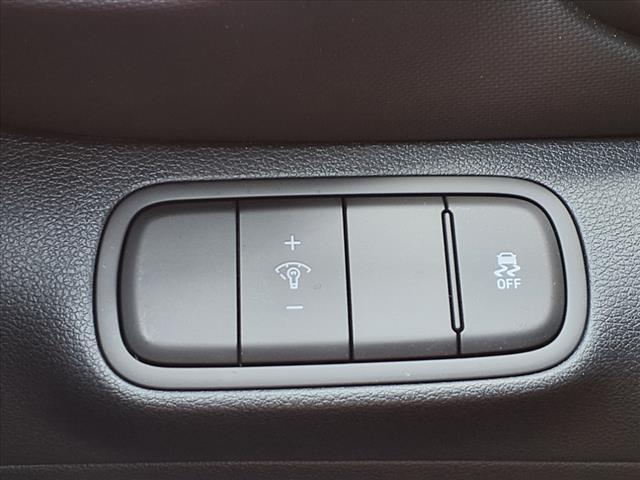 used 2025 Hyundai Venue car, priced at $21,314