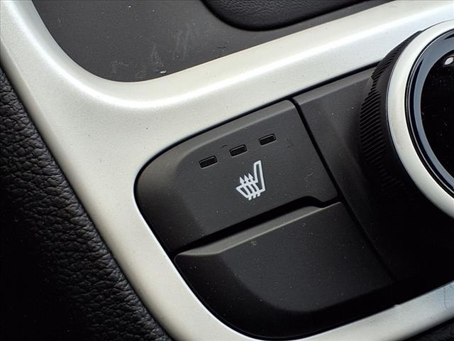 used 2025 Hyundai Venue car, priced at $21,314