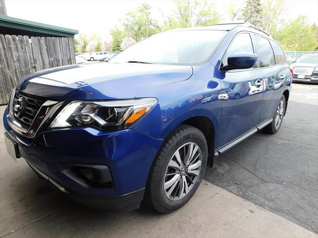 used 2020 Nissan Pathfinder car, priced at $17,999