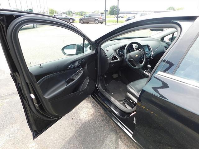 used 2017 Chevrolet Cruze car