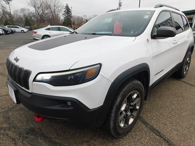 used 2019 Jeep Cherokee car, priced at $17,999