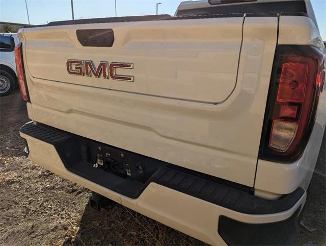 used 2022 GMC Sierra 1500 car, priced at $38,581