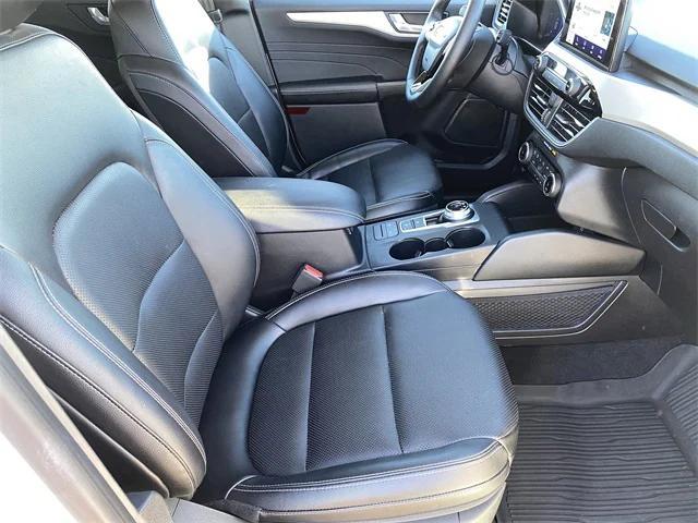 used 2022 Ford Escape car, priced at $20,981