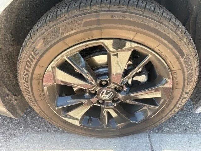 used 2024 Honda Odyssey car, priced at $37,375