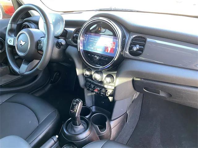 used 2022 MINI Hardtop car, priced at $18,981