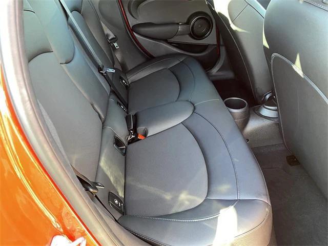 used 2022 MINI Hardtop car, priced at $18,981