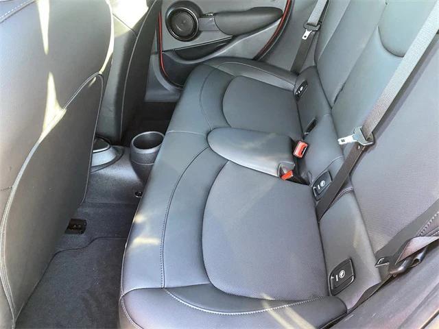 used 2022 MINI Hardtop car, priced at $18,981