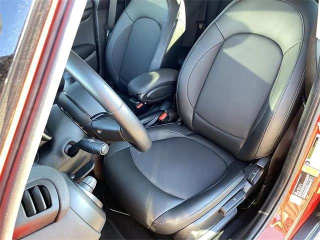 used 2022 MINI Hardtop car, priced at $18,981