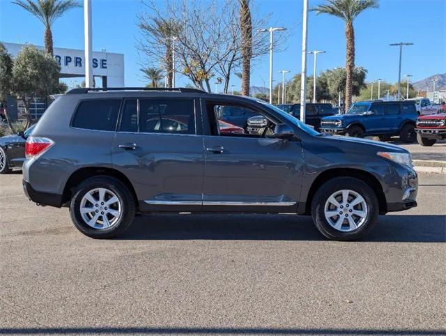 used 2013 Toyota Highlander car, priced at $15,981