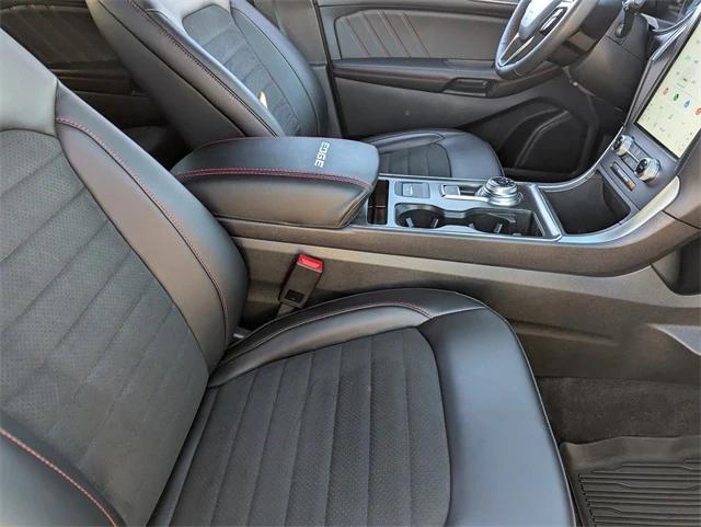 used 2024 Ford Edge car, priced at $29,781