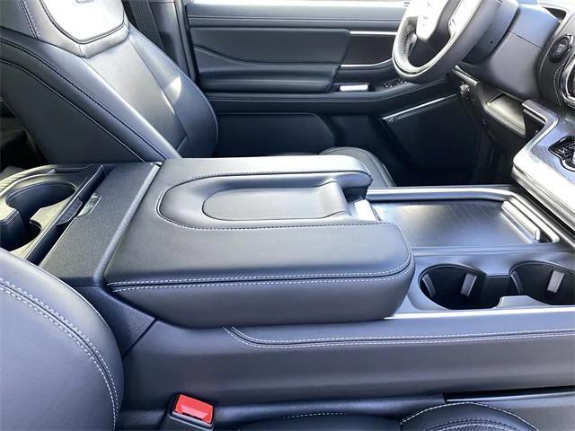 new 2025 Ford Expedition car, priced at $81,510