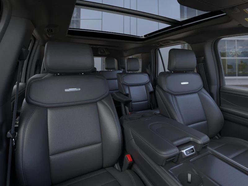 new 2025 Ford Expedition car, priced at $78,010