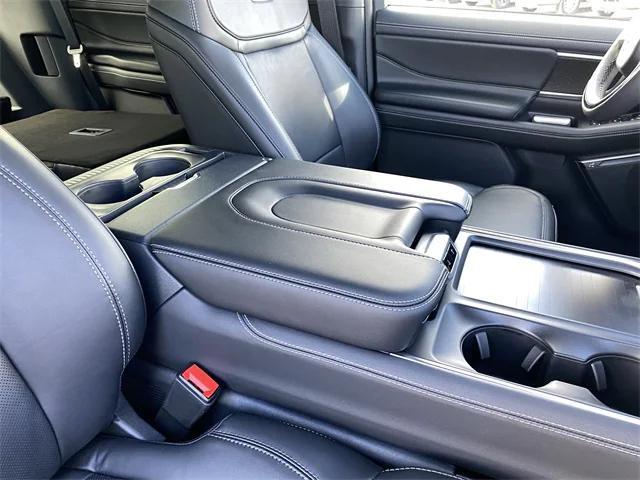 new 2025 Ford Expedition car, priced at $81,510