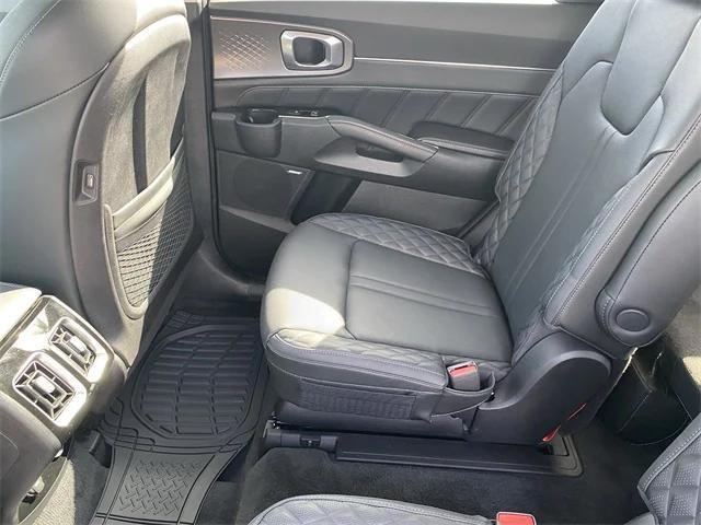 used 2022 Kia Sorento car, priced at $29,450