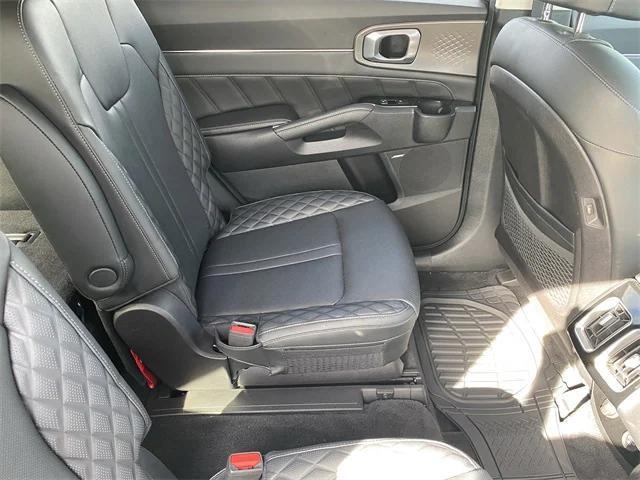 used 2022 Kia Sorento car, priced at $29,450
