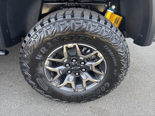 new 2025 Chevrolet Colorado car, priced at $58,140
