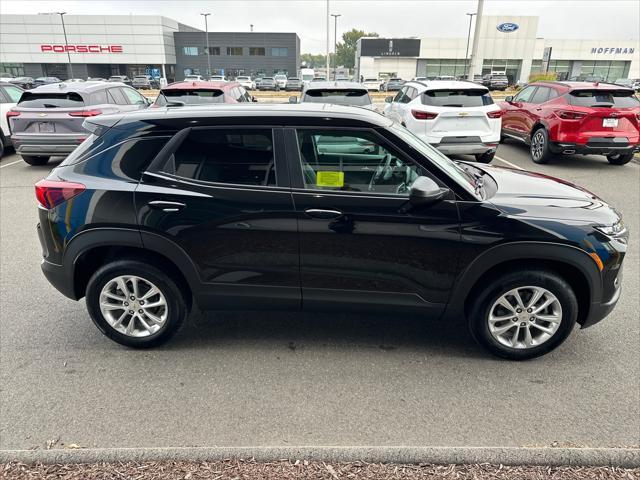 new 2025 Chevrolet TrailBlazer car, priced at $26,940