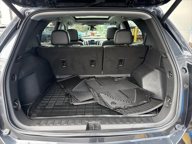 used 2022 Chevrolet Equinox car, priced at $24,980