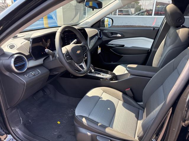 new 2025 Chevrolet Trax car, priced at $25,530