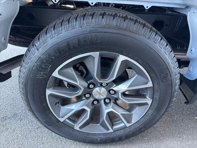 new 2025 Chevrolet Silverado 1500 car, priced at $51,995