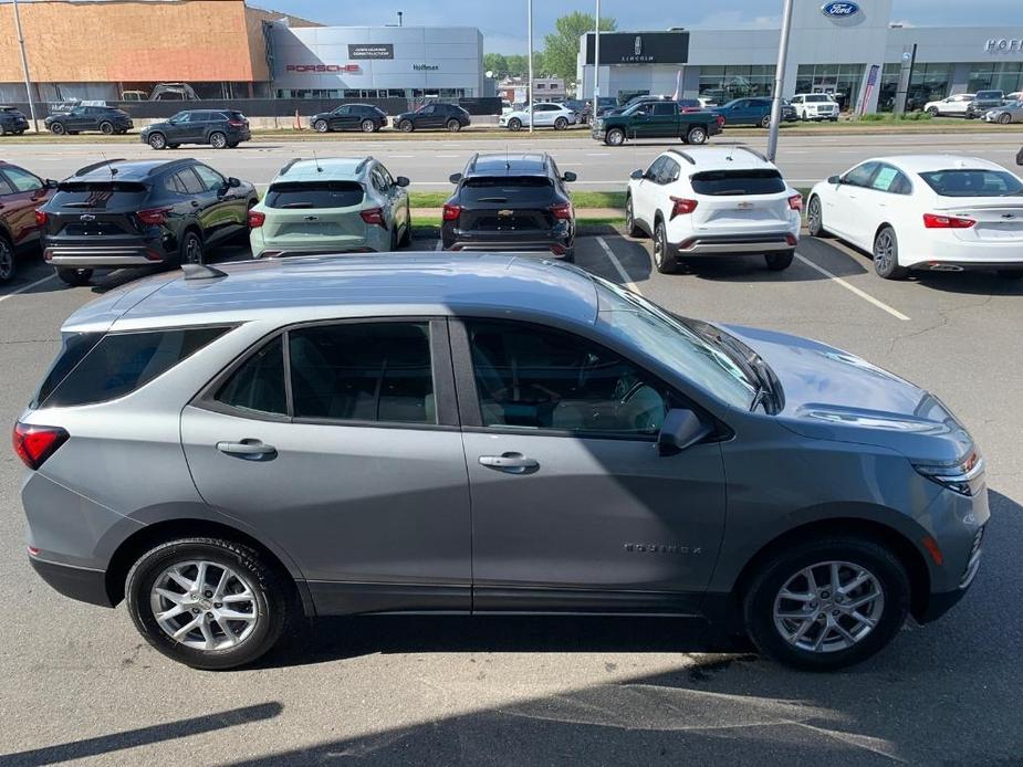 new 2024 Chevrolet Equinox car, priced at $28,990