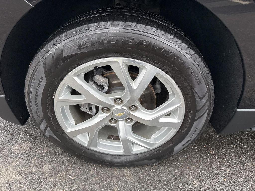used 2021 Chevrolet Equinox car, priced at $21,980