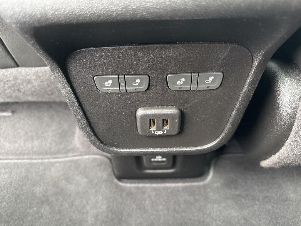 used 2021 Chevrolet Equinox car, priced at $21,980