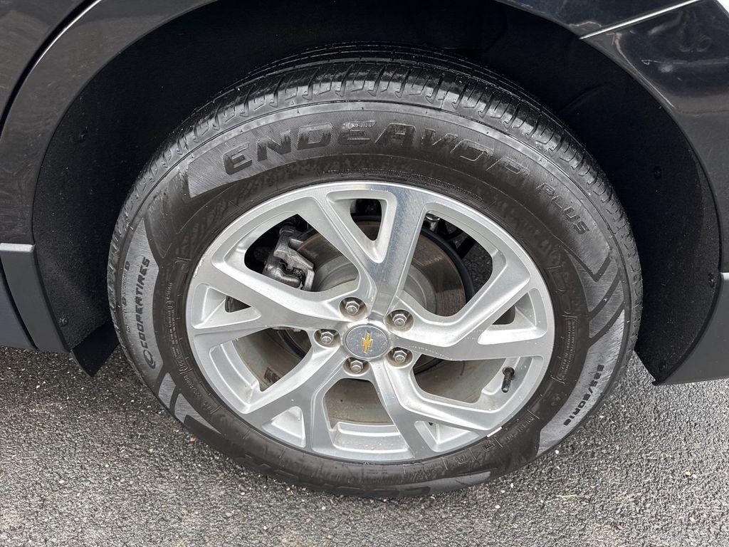 used 2021 Chevrolet Equinox car, priced at $21,980