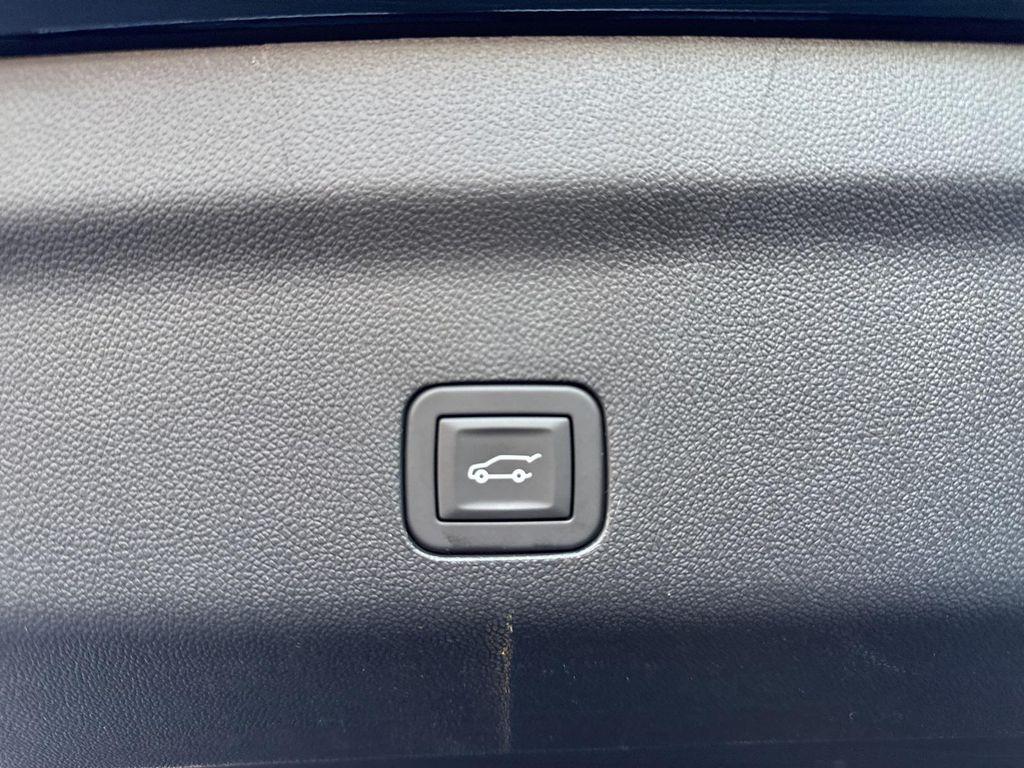 new 2025 Chevrolet Suburban car, priced at $93,725