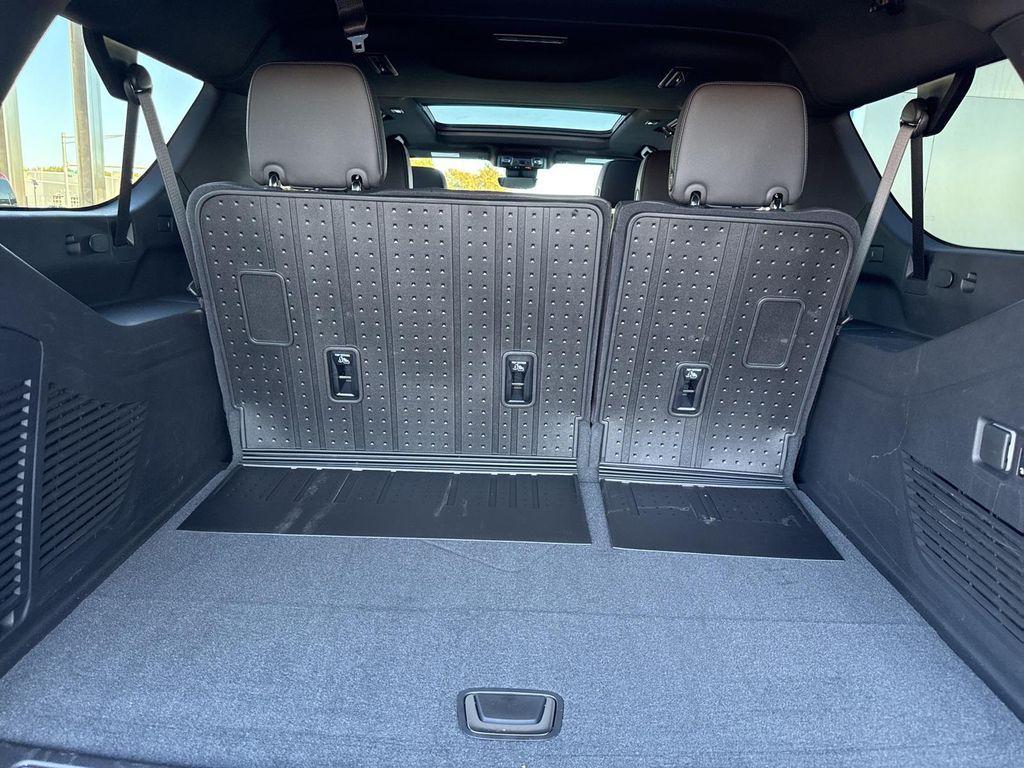 new 2025 Chevrolet Suburban car, priced at $93,725