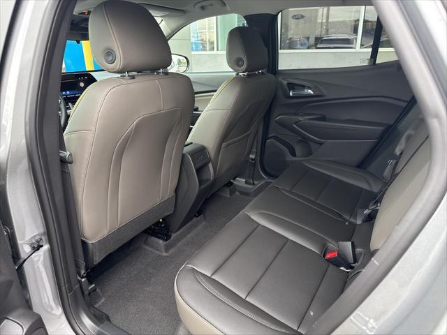 new 2025 Chevrolet Trax car, priced at $25,985