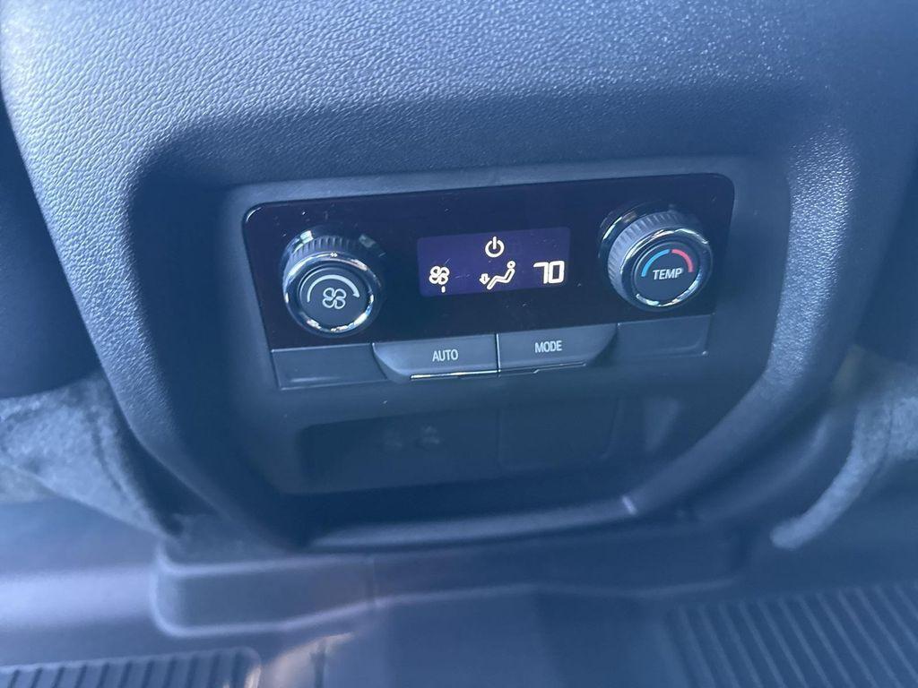 new 2026 Chevrolet Traverse car, priced at $46,165