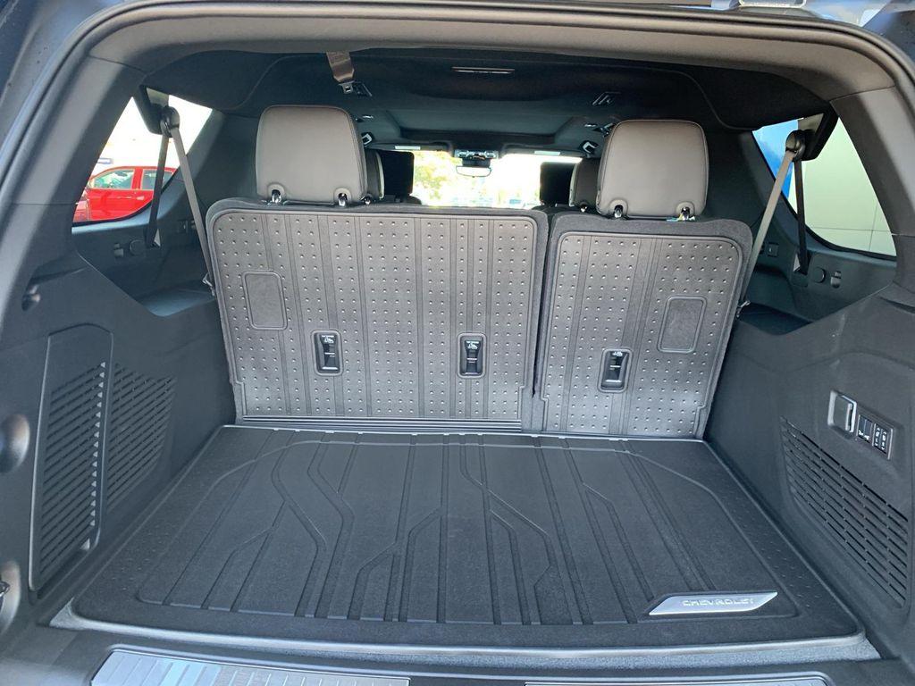 new 2026 Chevrolet Suburban car, priced at $96,160