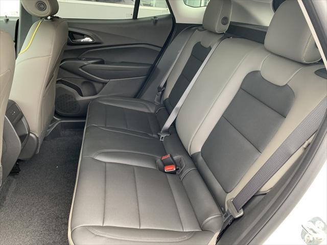new 2025 Chevrolet Trax car, priced at $27,190