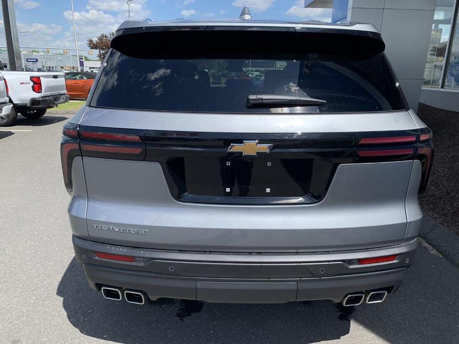 new 2024 Chevrolet Traverse car, priced at $37,895