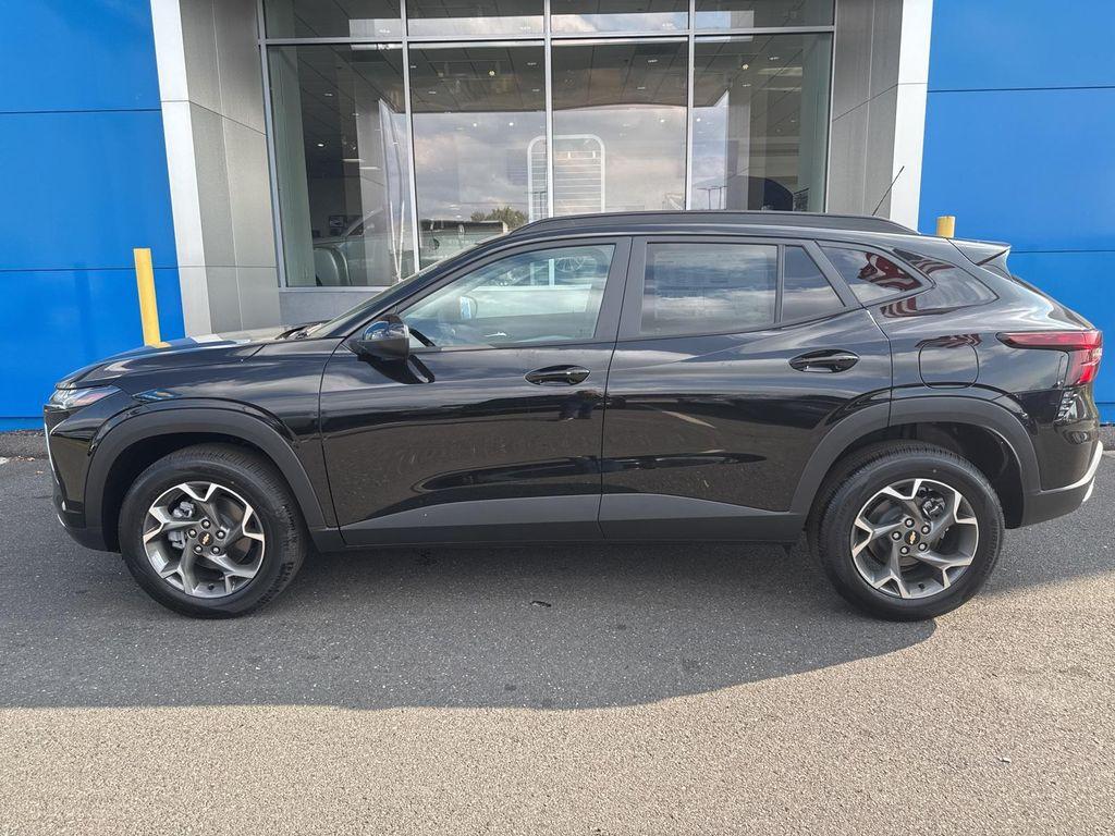 new 2025 Chevrolet Trax car, priced at $23,990