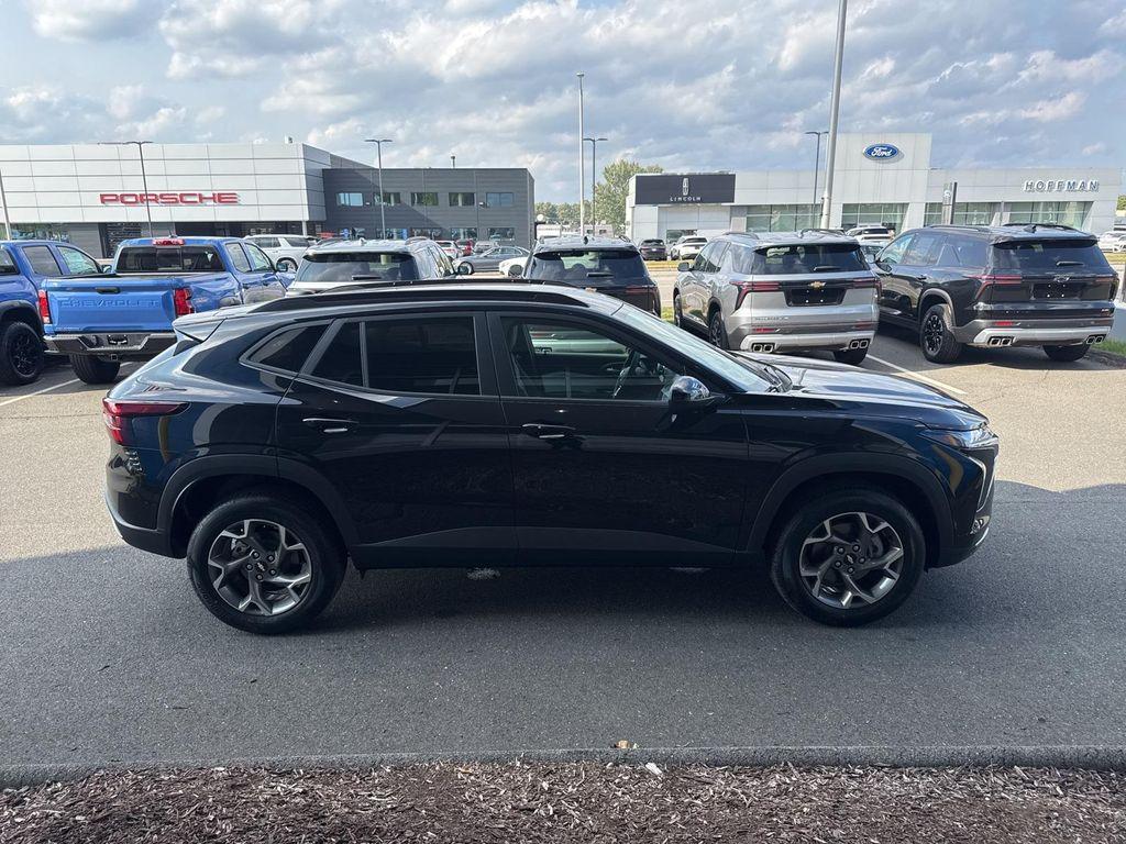 new 2025 Chevrolet Trax car, priced at $23,990